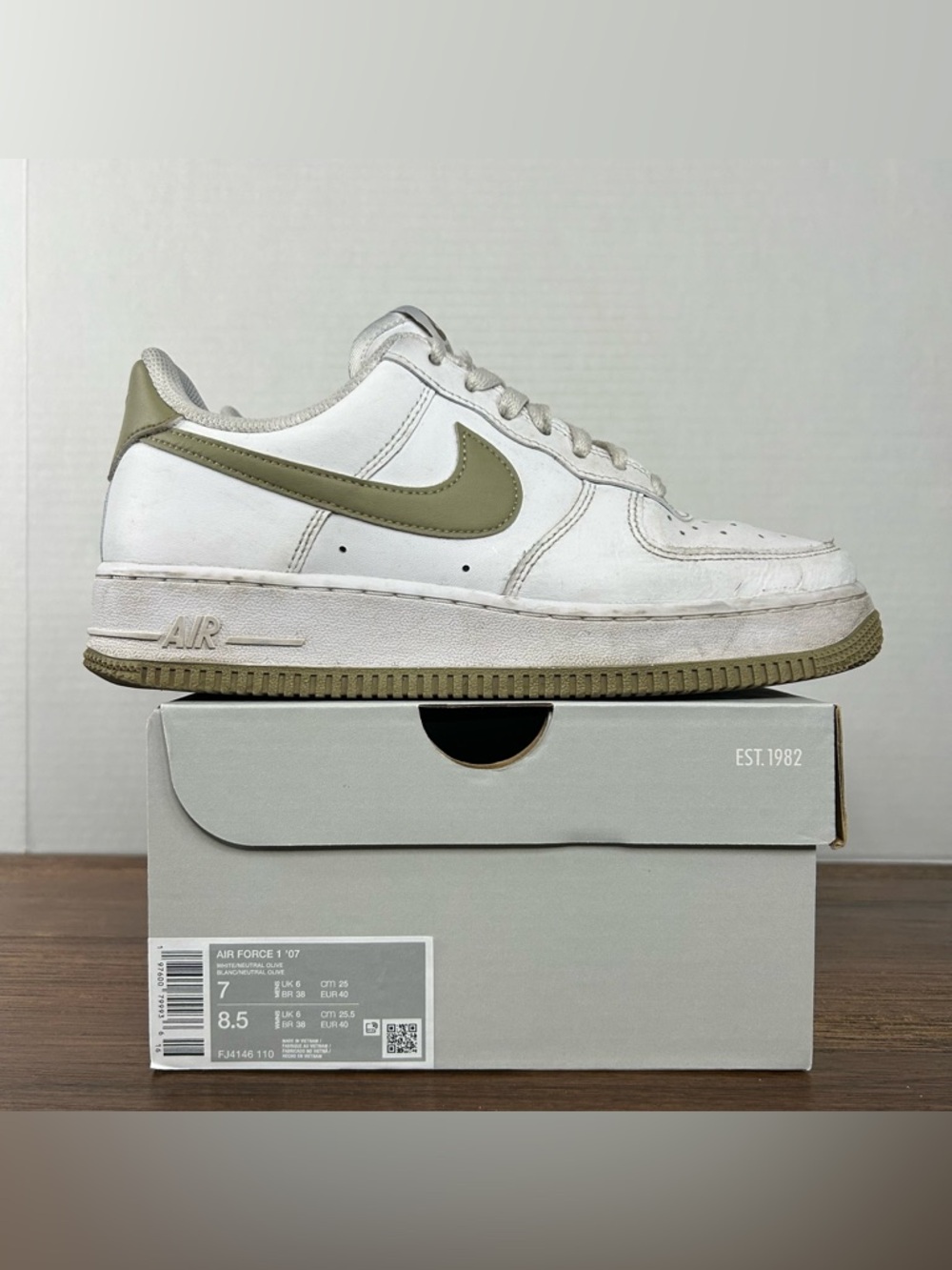 Nike Air Force 1 '07 White Neutral Olive Size M7/W8.5